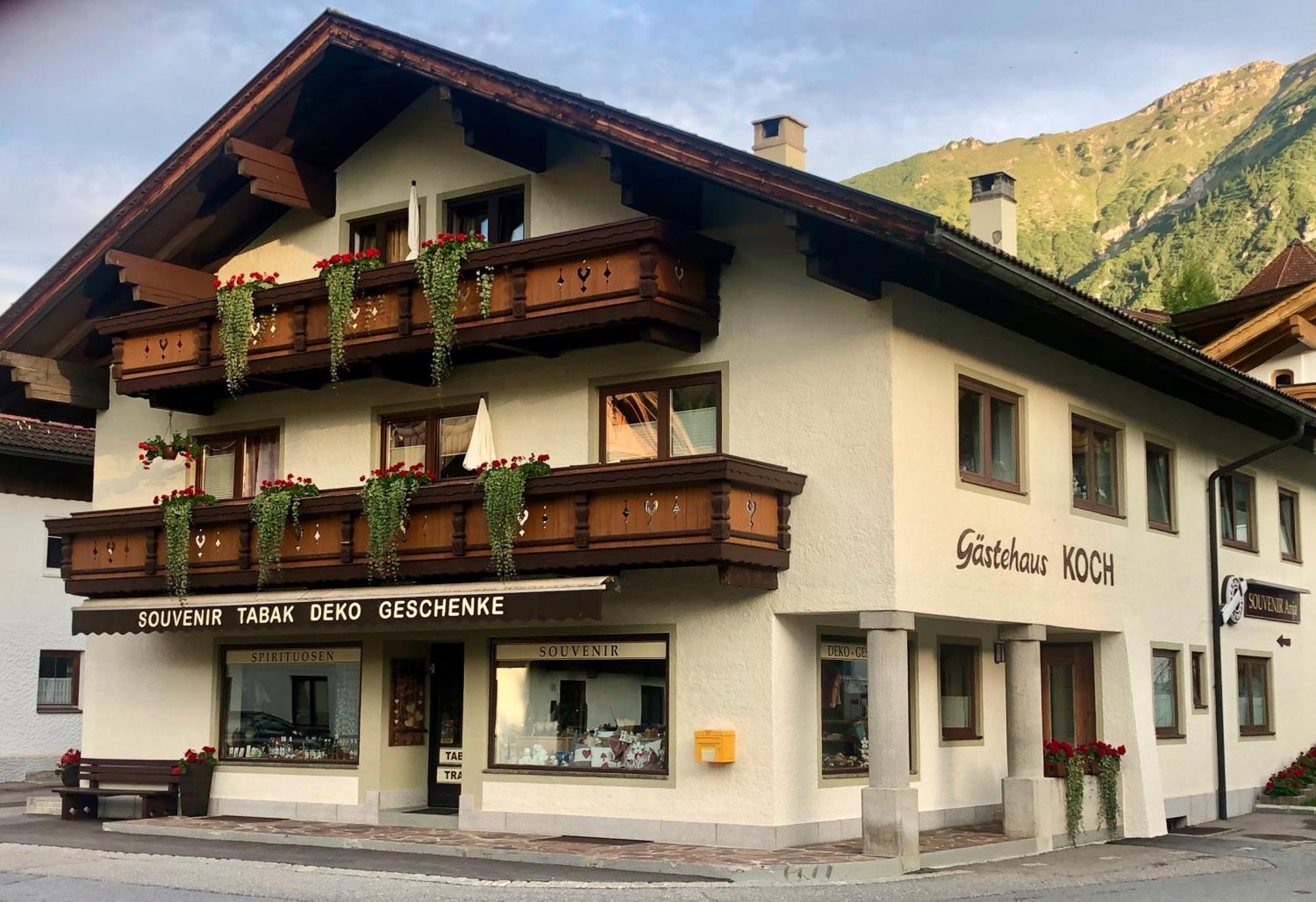 Gastehaus Koch Apartment Berwang Exterior photo